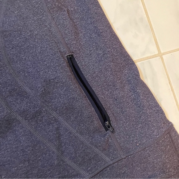 Lululemon navy blue zip up jacket.  Longer style. EUC! Zipper pockets - Picture 2 of 7